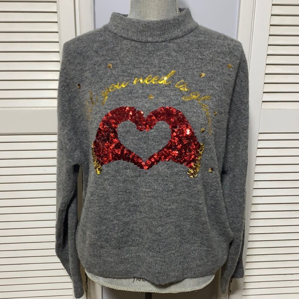 H&M holiday sweater hearts and bling preloved Small
